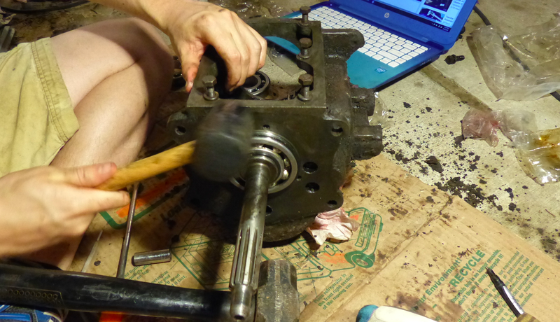Illustration for article titled How I Completely Rebuilt My Jeep's Transmission In One Night For Less Than $100